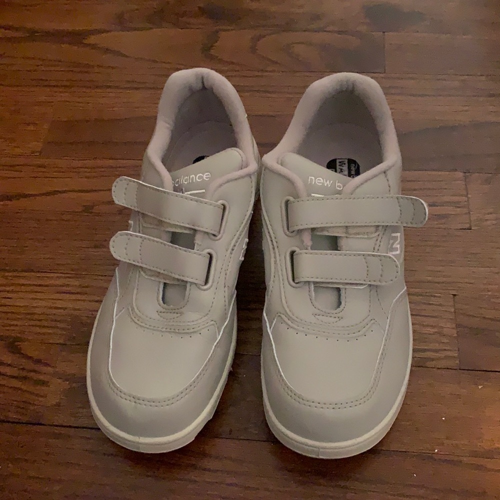 New balance Velcro sneakers